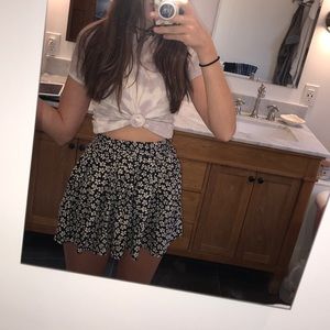 Brandy Melville flower print skirt one size